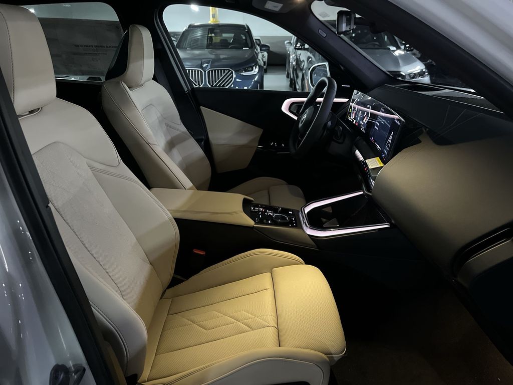 Thumbnail: 2026 BMW X3 - 25