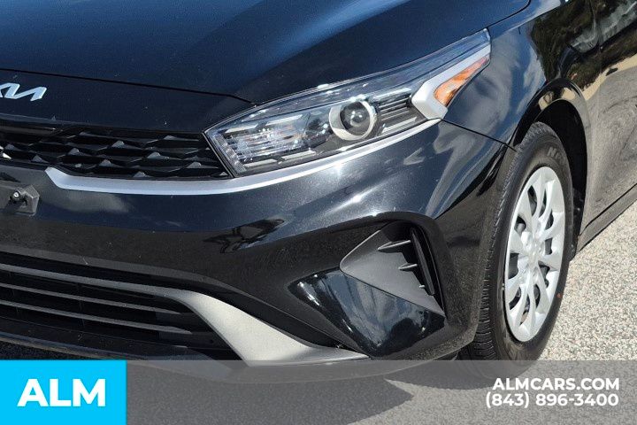 2024 Kia Forte LX photo 11