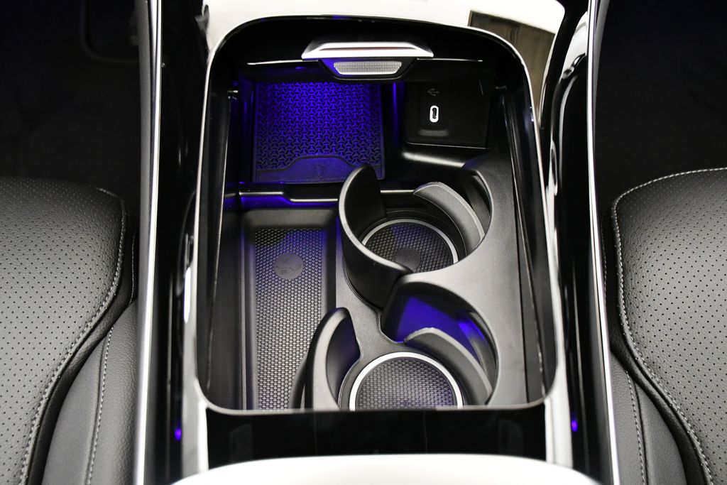 Thumbnail: 2026 Mercedes-Benz GLC - 30