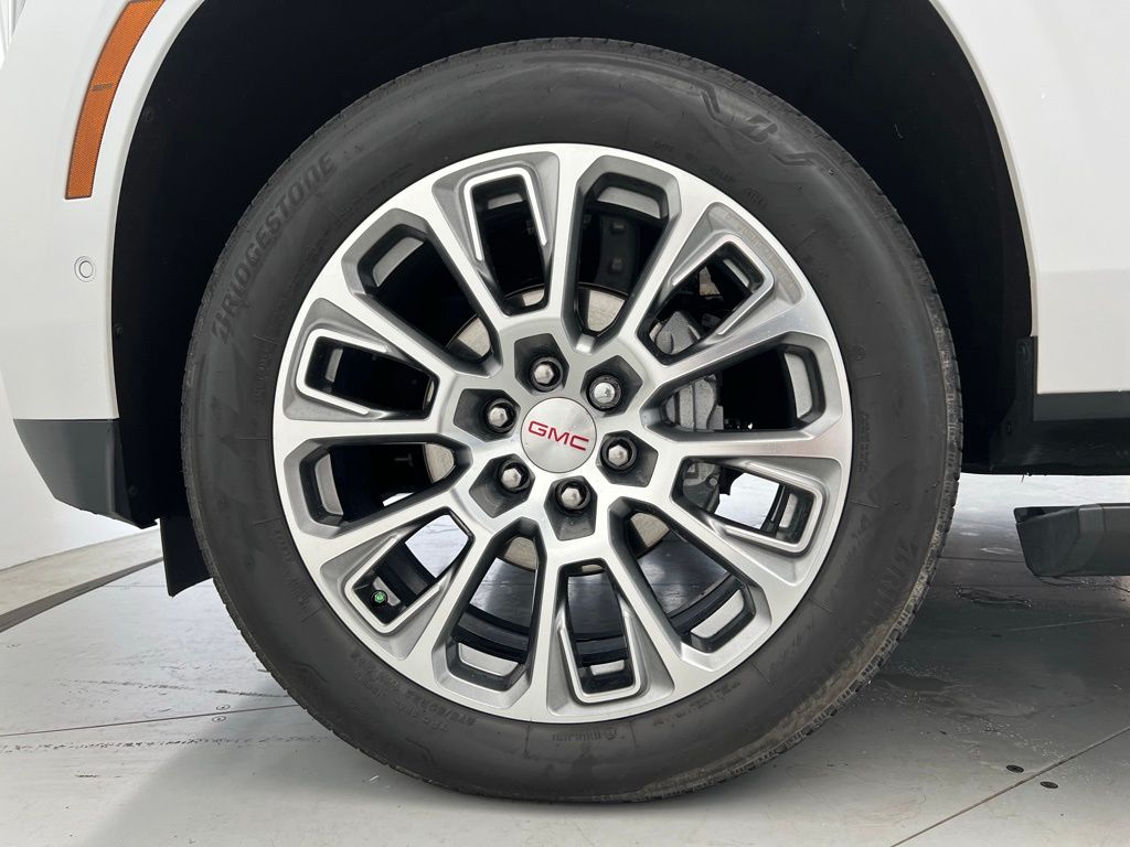 Thumbnail: 2025 GMC Yukon - 27