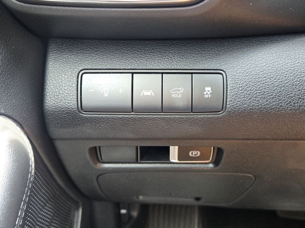 2023 Hyundai Santa Fe - $23,599