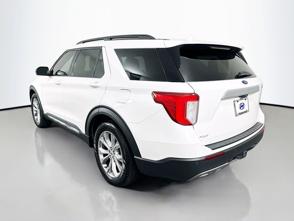 Thumbnail: 2021 Ford Explorer - 7