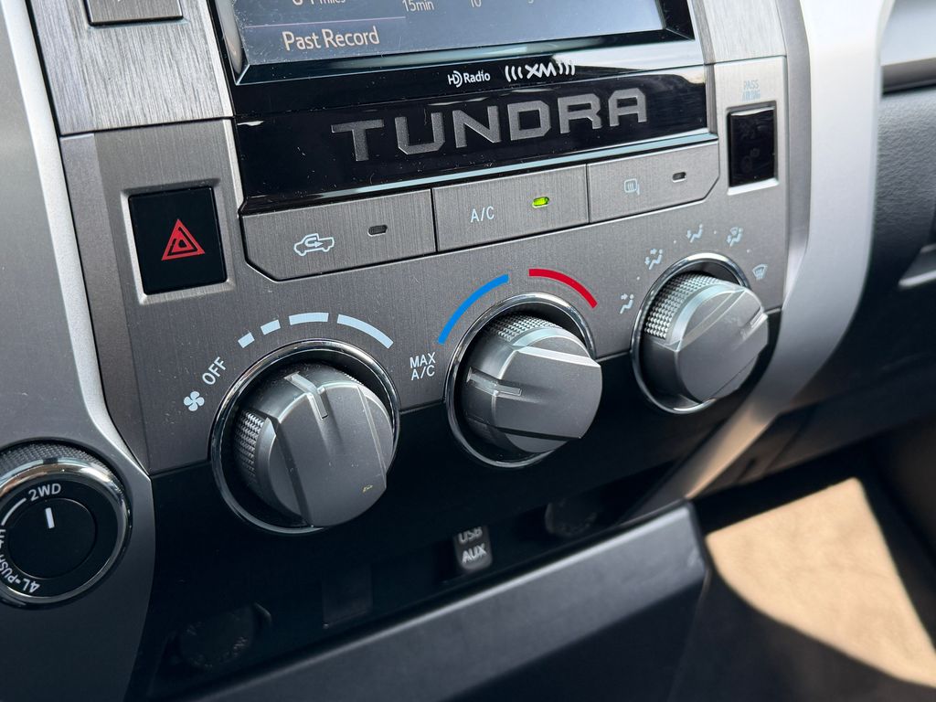 Thumbnail: 2019 Toyota Tundra - 22