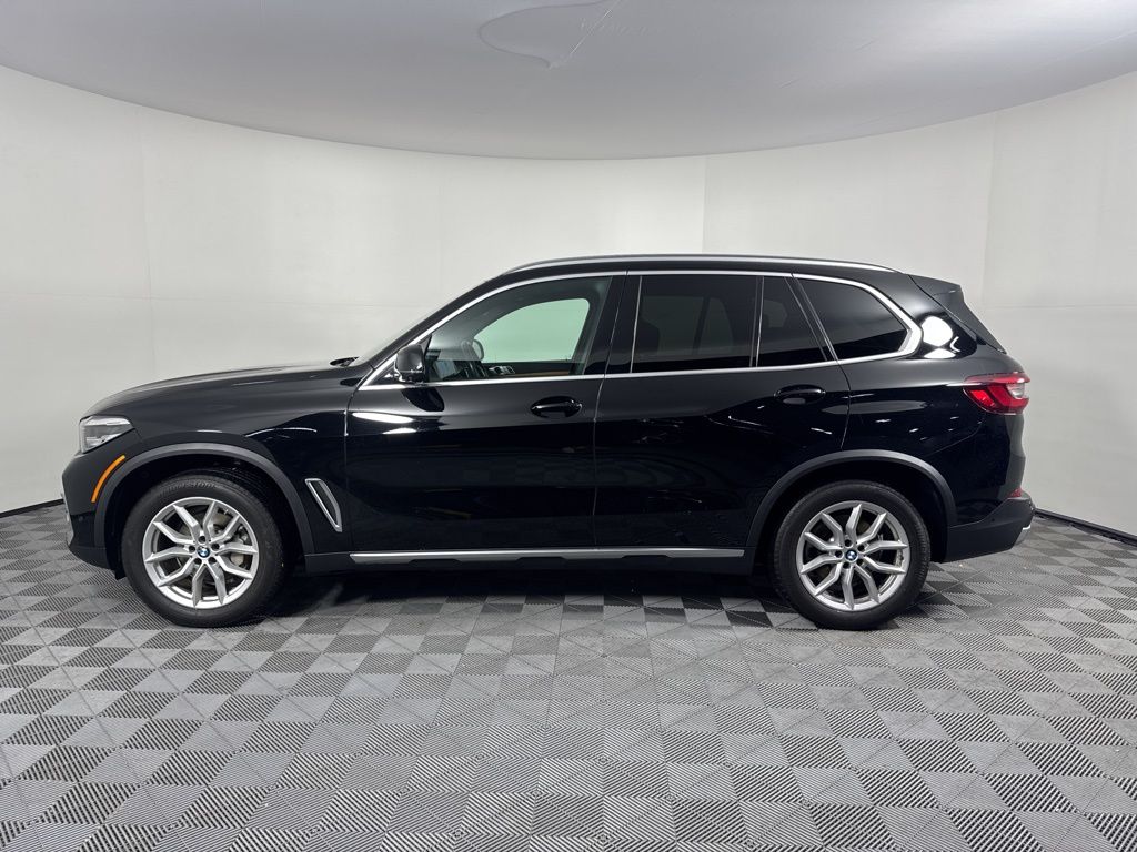 Thumbnail: 2023 BMW X5 - 8