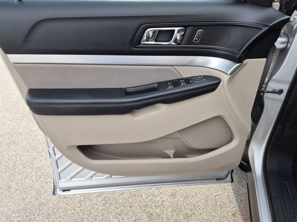 Used Car 2018 Ford Explorer  Base For Sale Under $20,000 In Austin, Texas