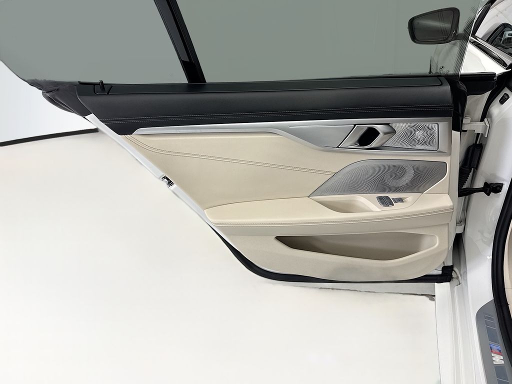Thumbnail: 2024 BMW 8 Series - 25