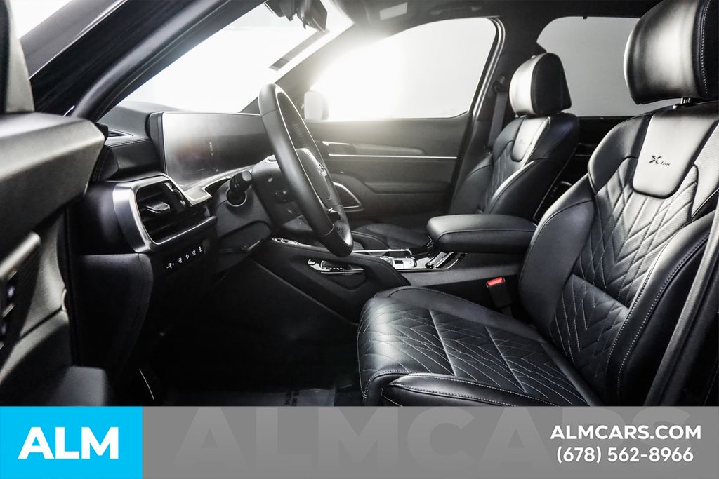 Used 2025 Black Kia SX-Prestige X-Line image 16