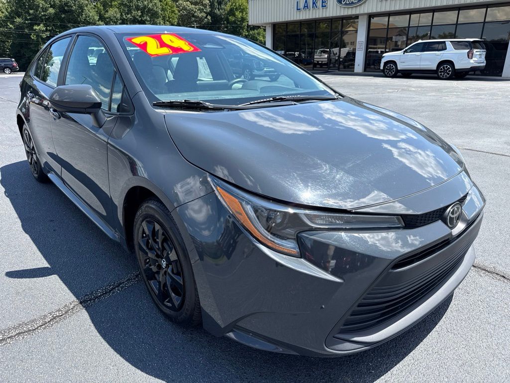 2024 Toyota Corolla LE FWD