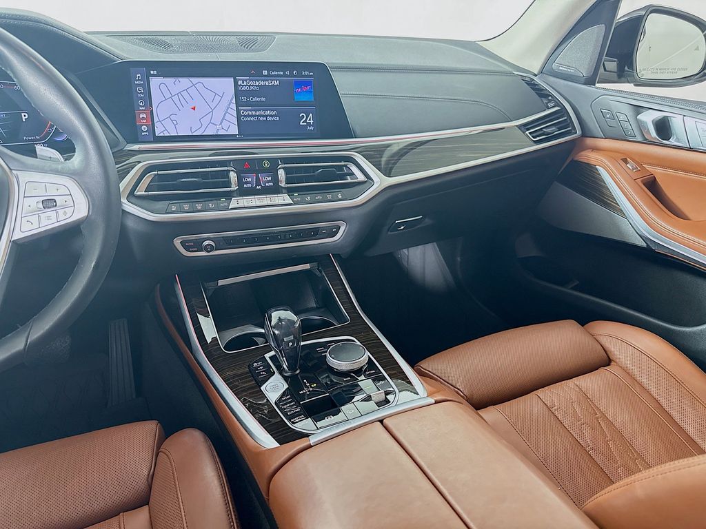 Thumbnail: 2021 BMW X7 - 24