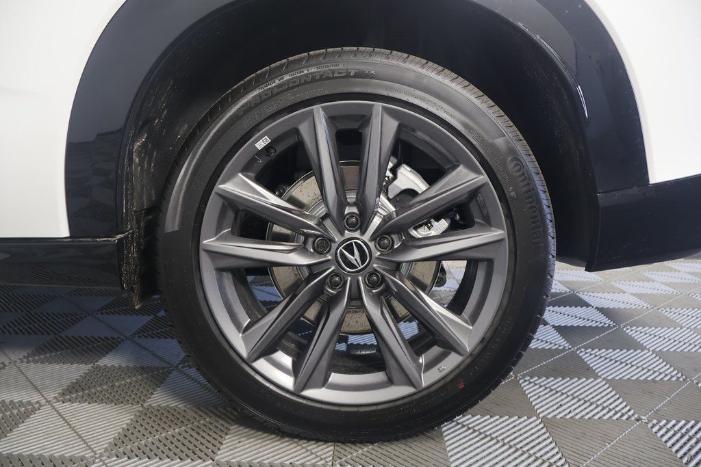 Thumbnail: 2025 Acura ADX - 10