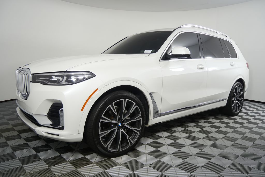 Thumbnail: 2021 BMW X7 - 8