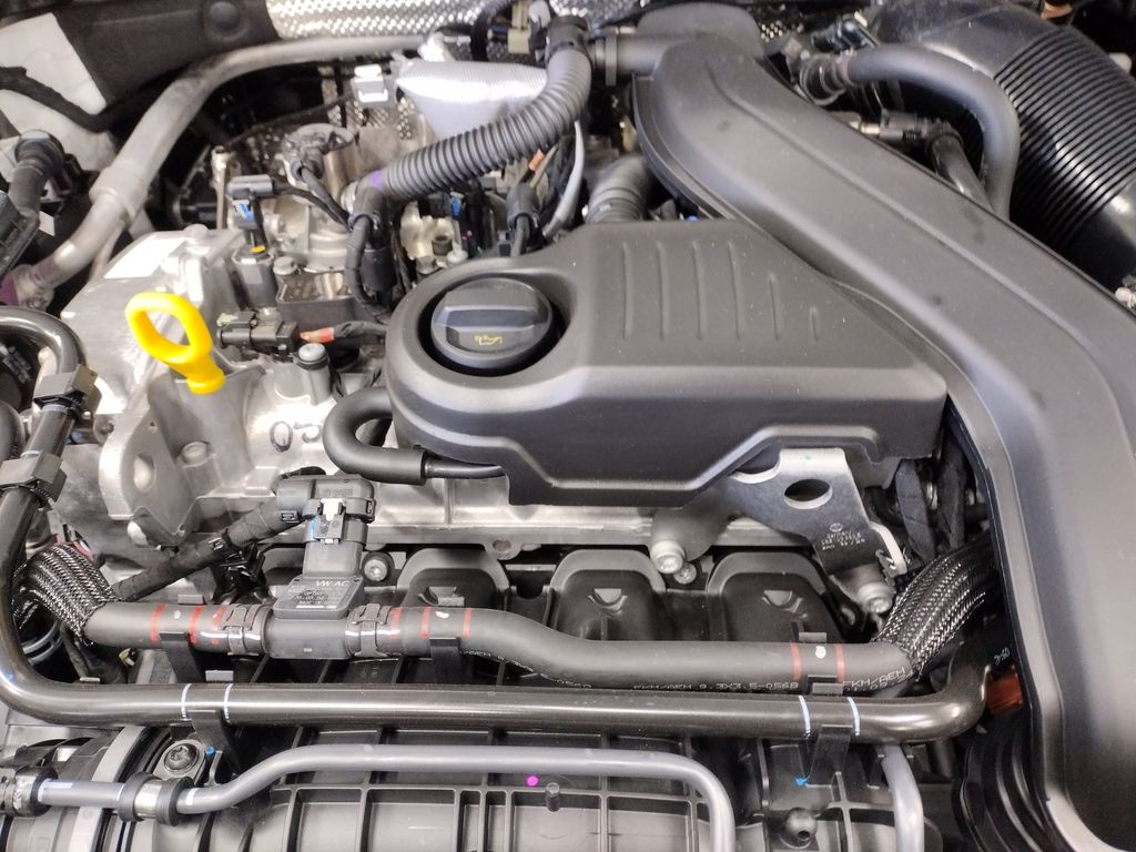 2025 Volkswagen Taos 1.5T SE