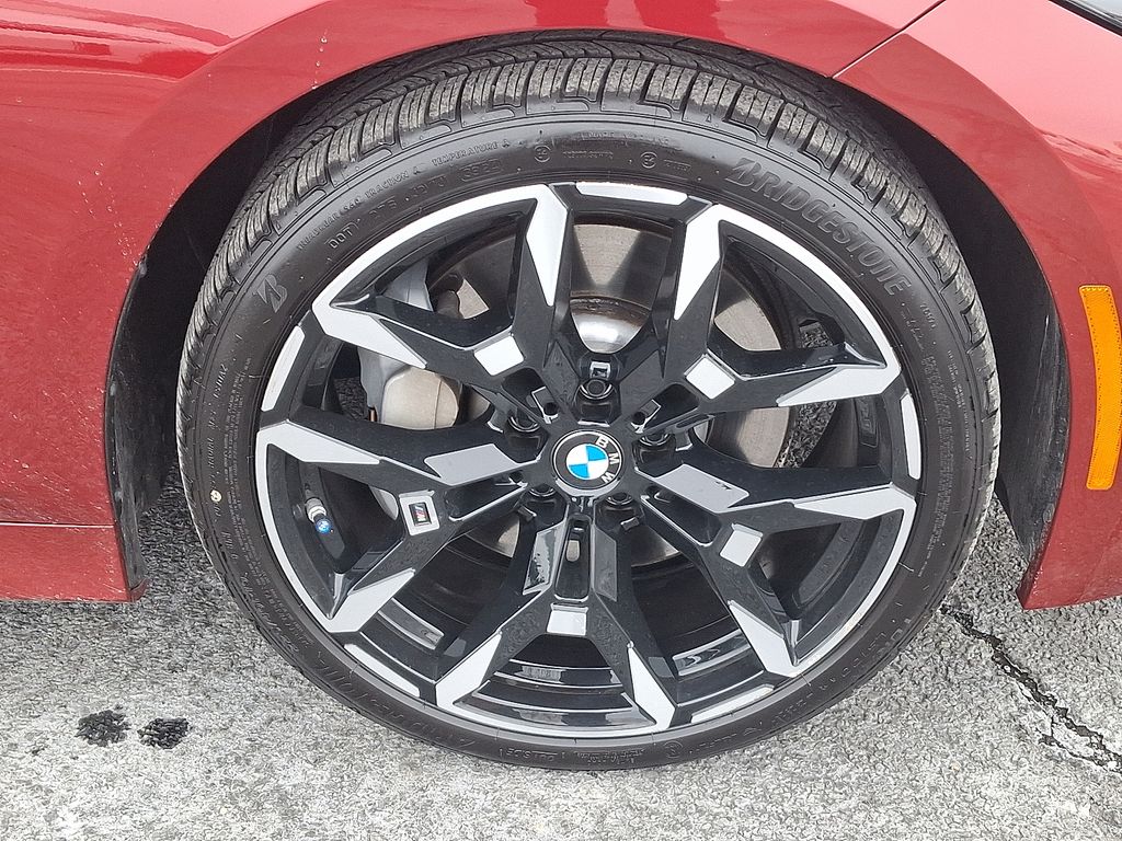 Thumbnail: 2025 BMW 3 Series - 8