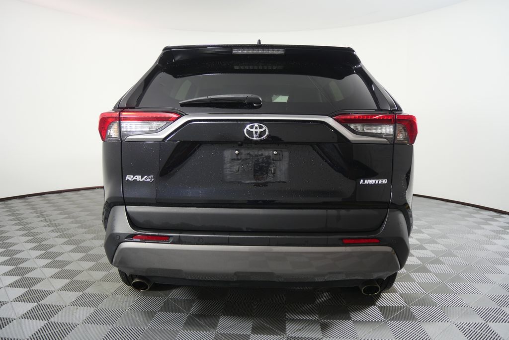 Thumbnail: 2019 Toyota RAV4 - 4