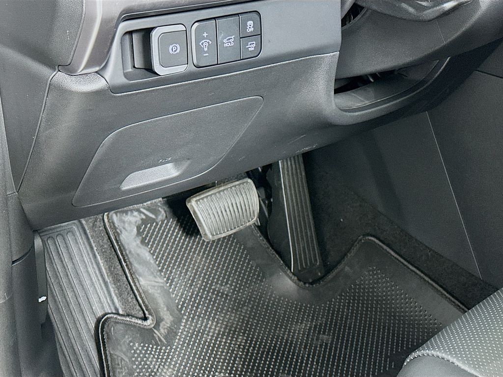 Thumbnail: 2025 Hyundai Santa Fe - 10