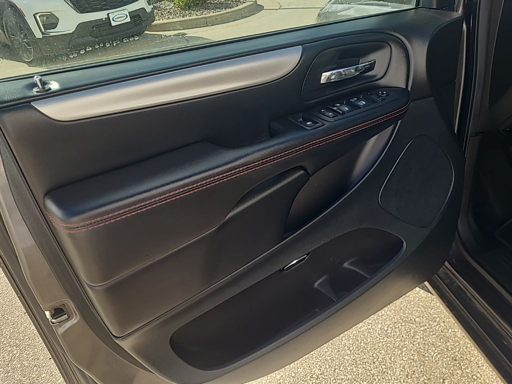 used 2019 Dodge Grand Caravan car, priced at $14,595