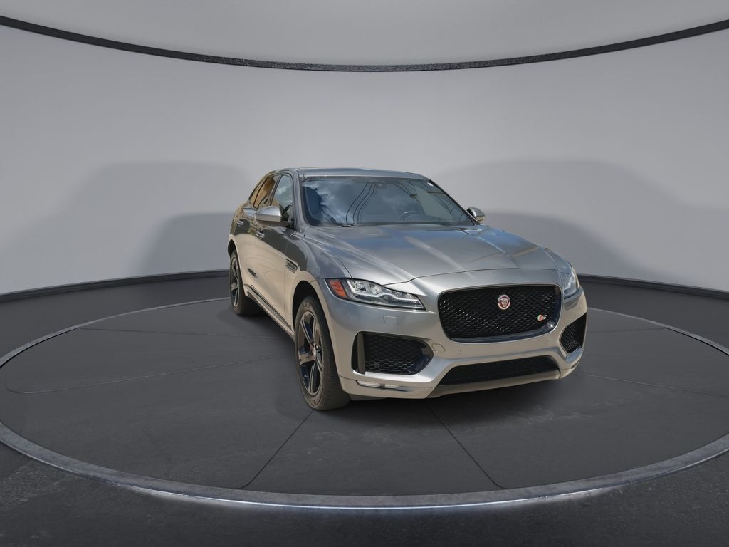 Thumbnail: 2020 Jaguar F-Pace - 3
