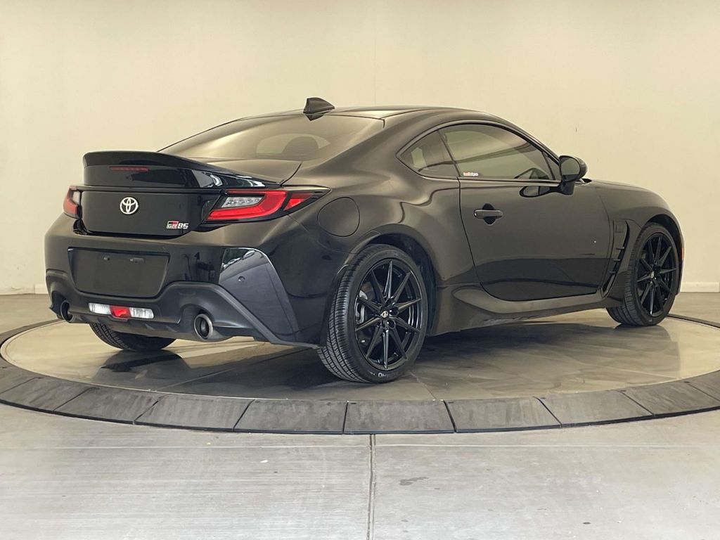 2025 Toyota GR86 Premium - 6