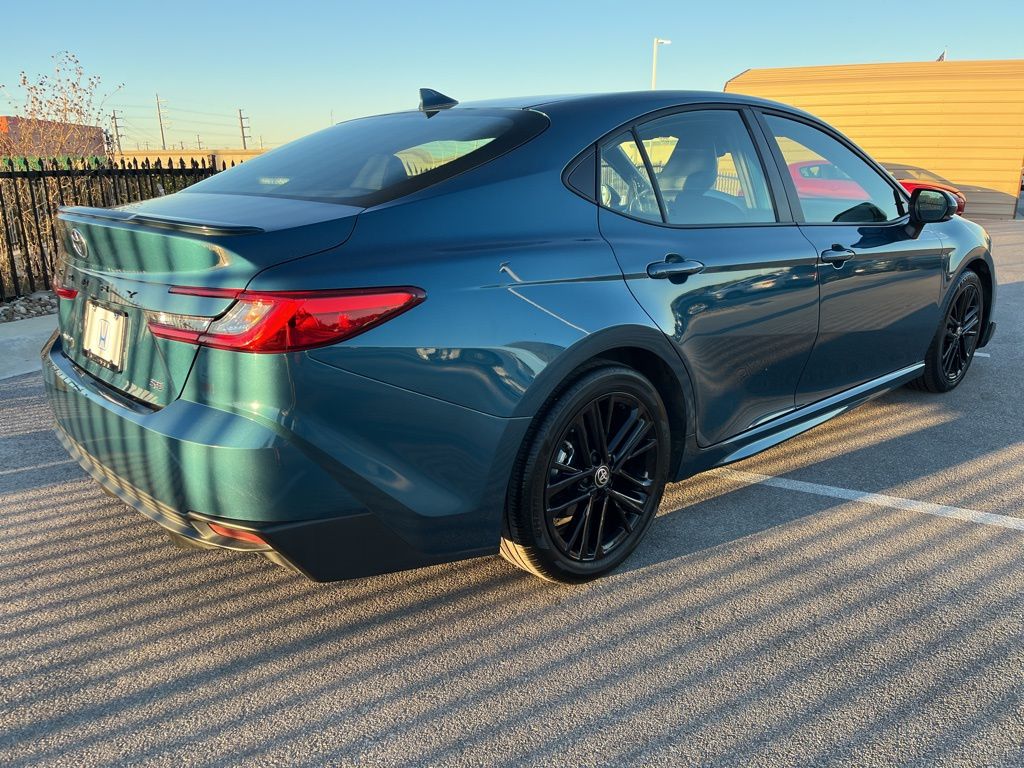 Thumbnail: 2025 Toyota Camry - 4