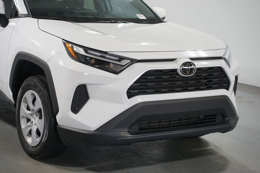 Thumbnail: 2024 Toyota RAV4 - 4