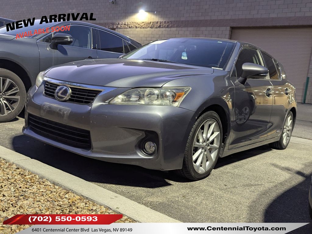2013 Lexus CT 200h 200h's photo
