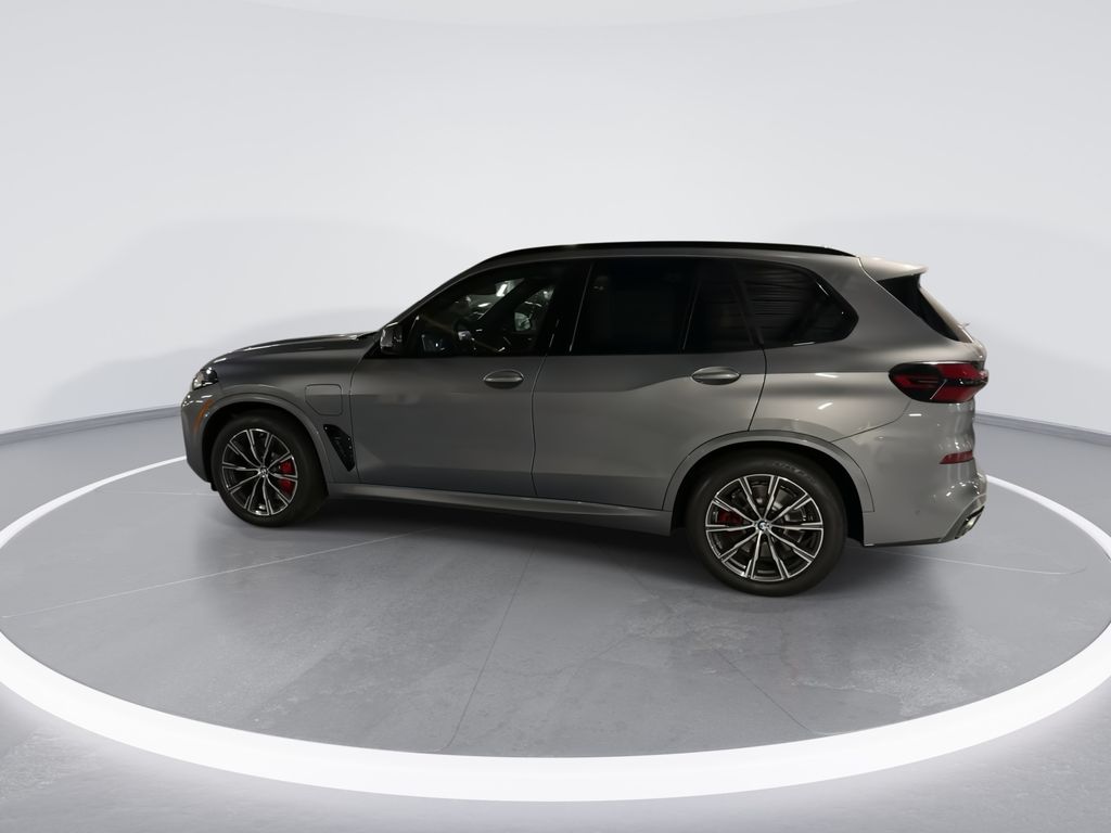 Thumbnail: 2026 BMW X5 - 5