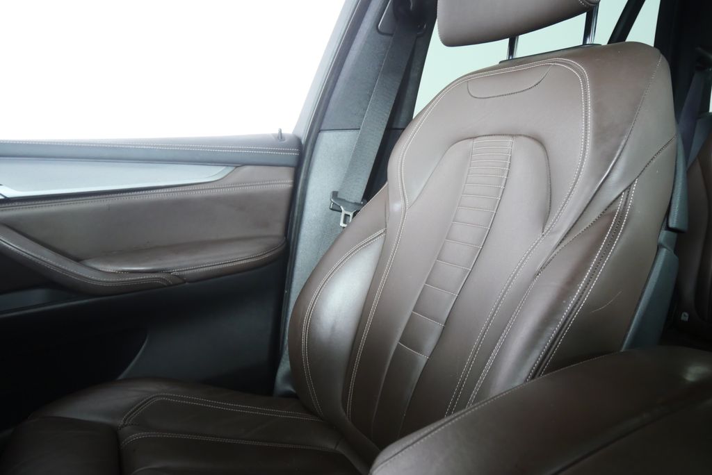 Thumbnail: 2014 BMW X5 - 19