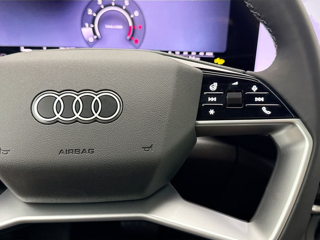 Thumbnail: 2026 Audi Q5 - 12