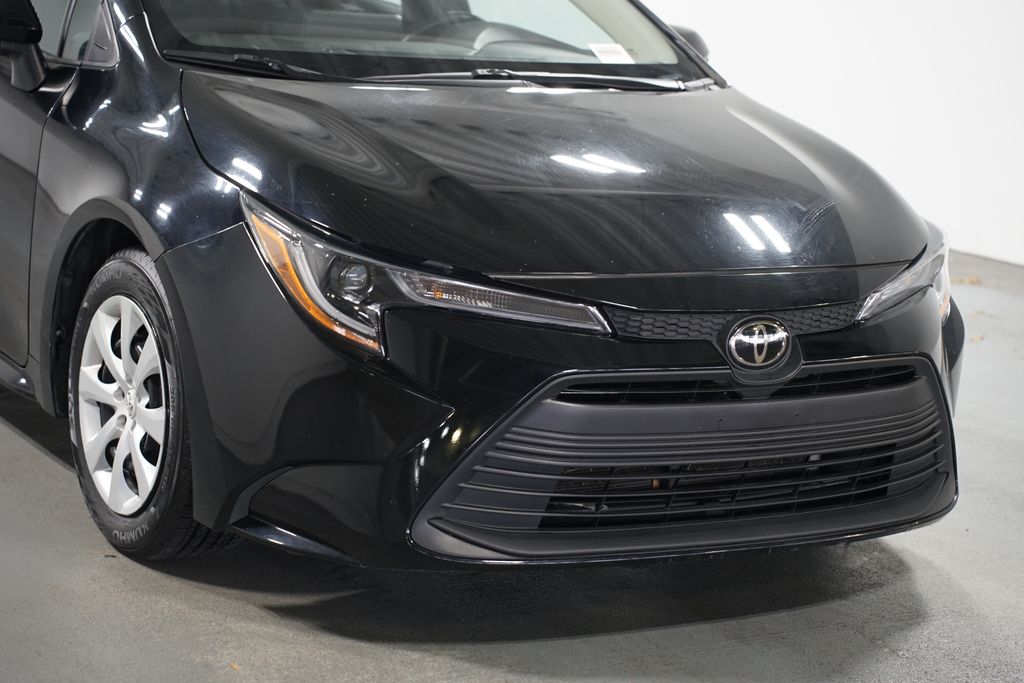 Thumbnail: 2023 Toyota Corolla - 4