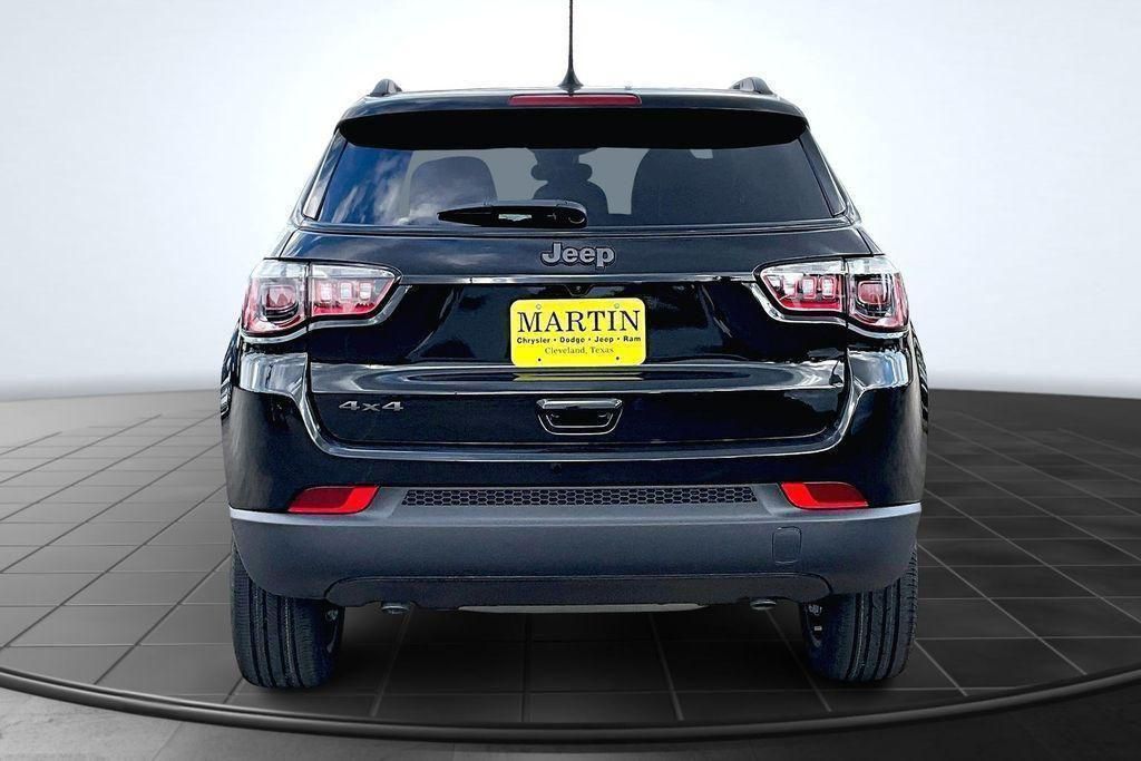 2026 Jeep Compass Latitude - 3