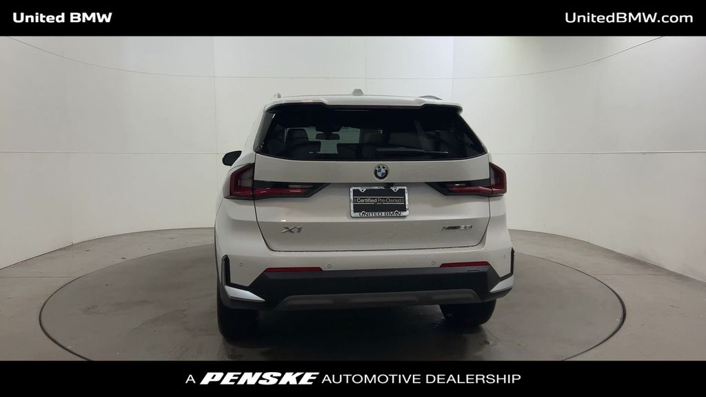 Thumbnail: 2023 BMW X1 - 7