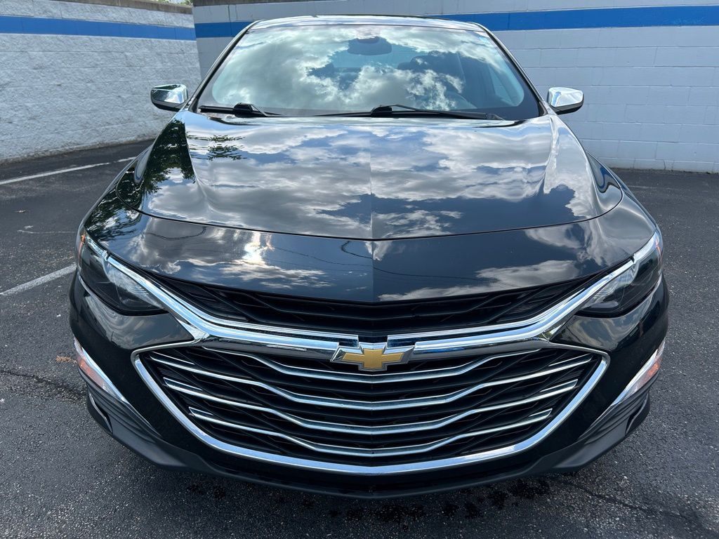 Thumbnail: 2019 Chevrolet Malibu - 8