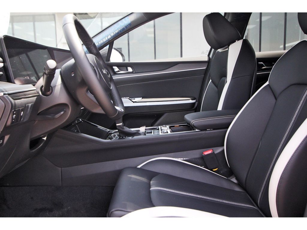 New 2026 Kia K5 Sedan