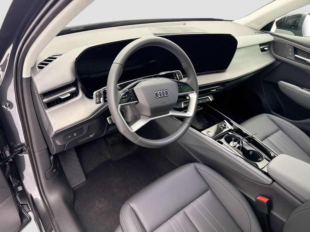 Thumbnail: 2026 Audi Q3 - 9
