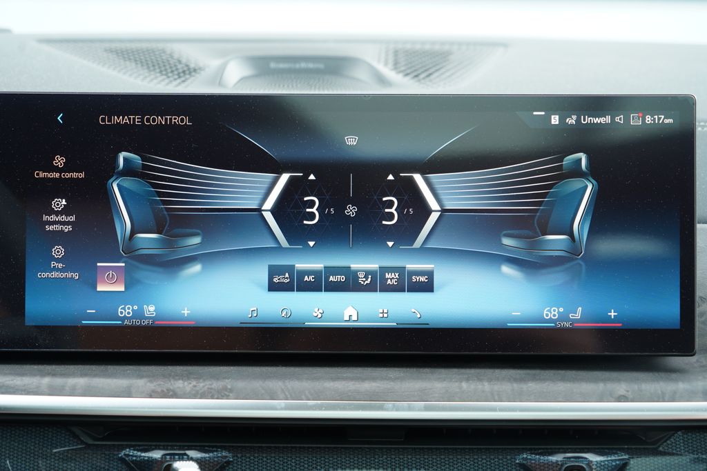 Thumbnail: 2027 BMW X7 - 16