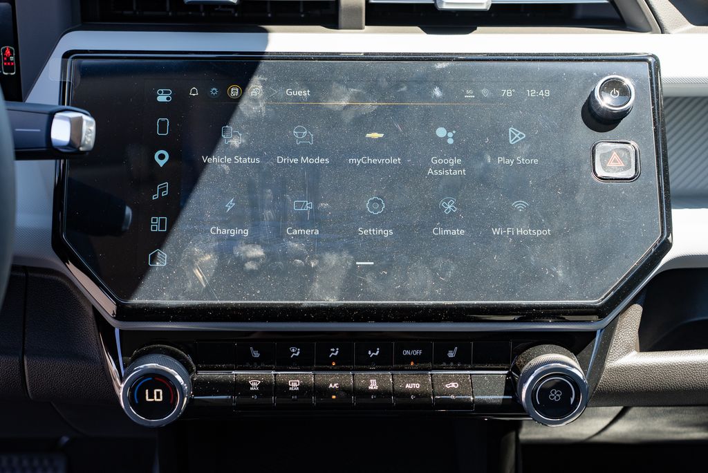 2027 Chevrolet Bolt LT - Photo 14