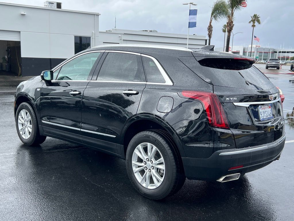 Thumbnail: 2023 Cadillac XT5 - 6
