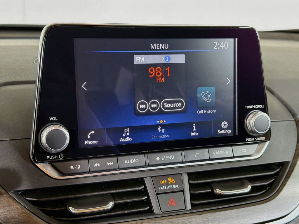 Used 2025 Nissan Altima Sedan