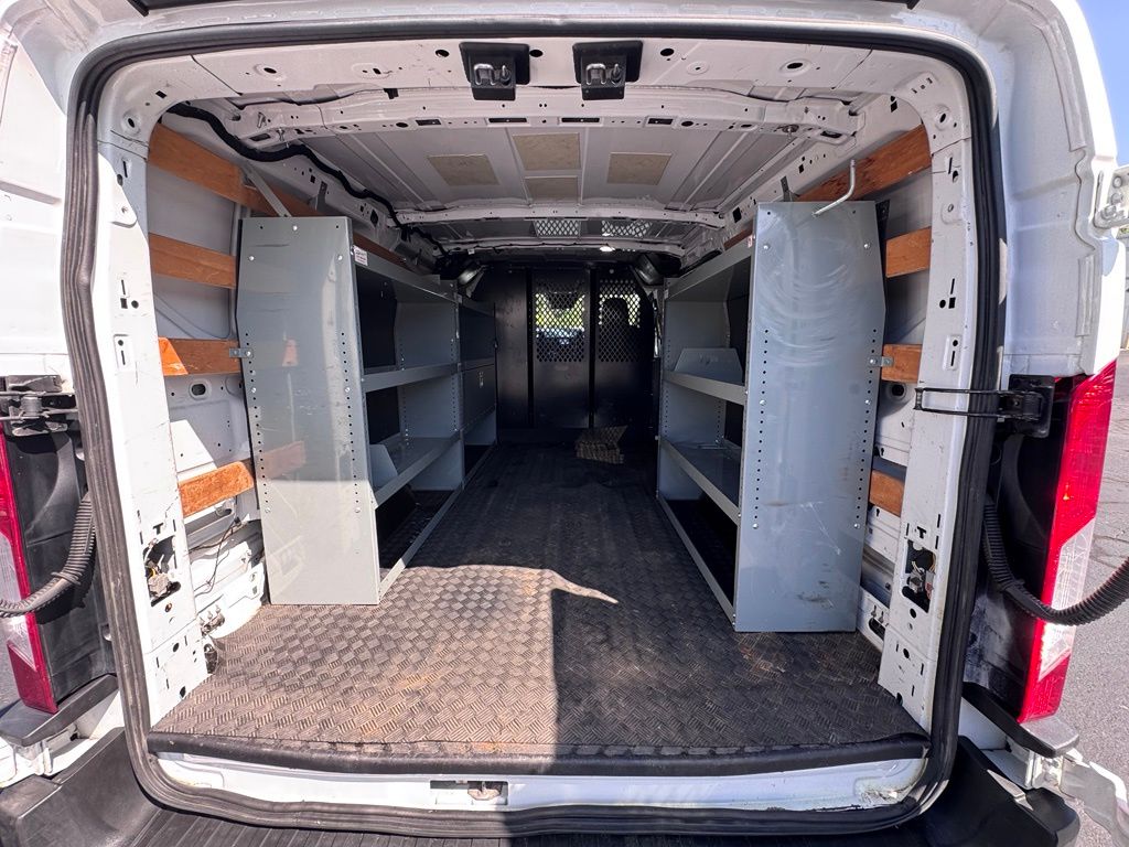 FordTransit-25030