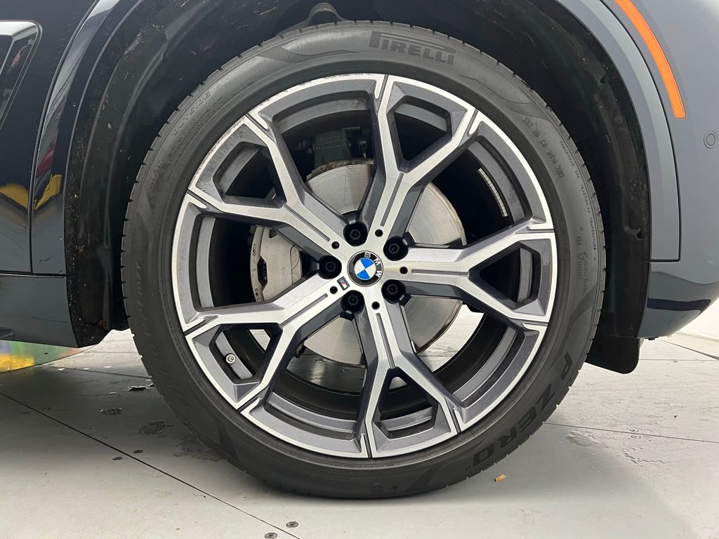 Thumbnail: 2024 BMW X5 - 23