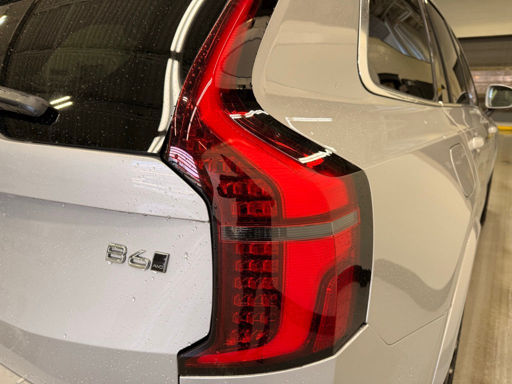 Thumbnail: 2025 Volvo XC90 - 5