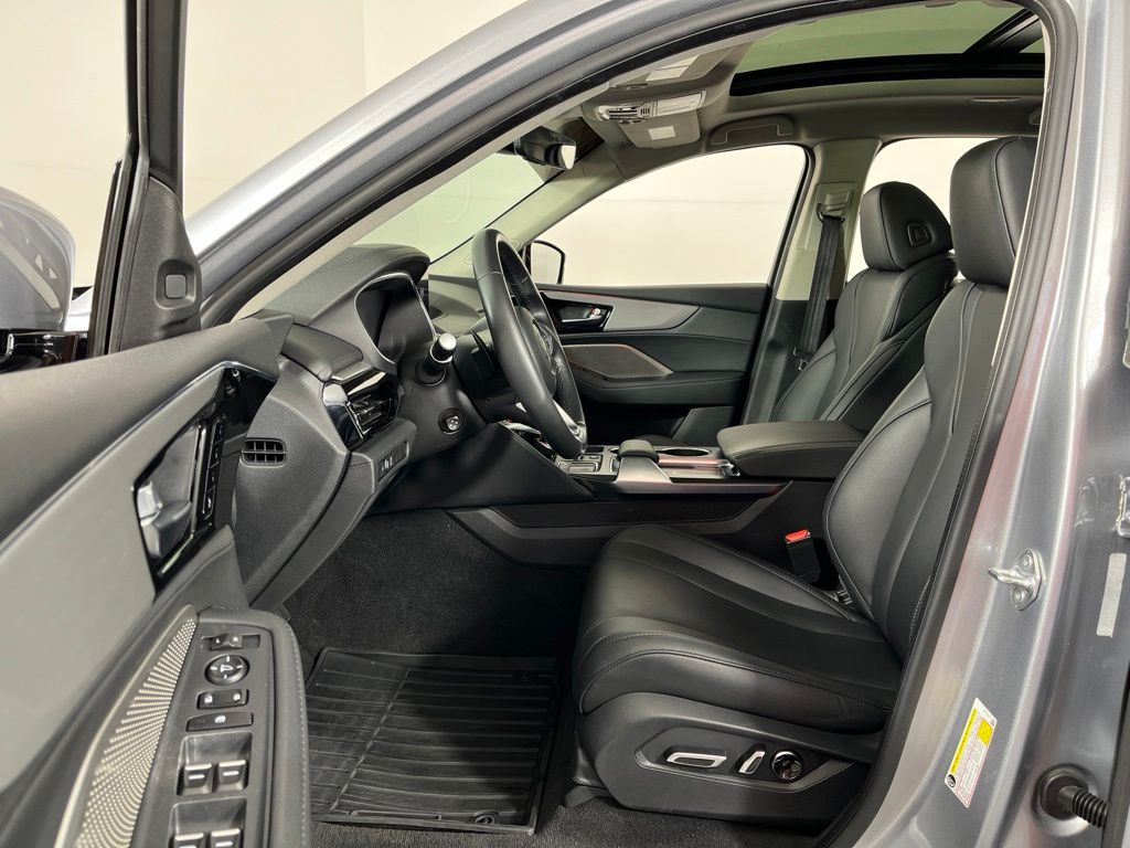 Thumbnail: 2024 Acura MDX - 26