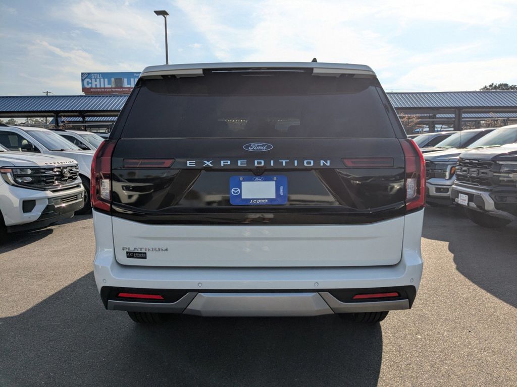 2025 Ford Expedition Platinum