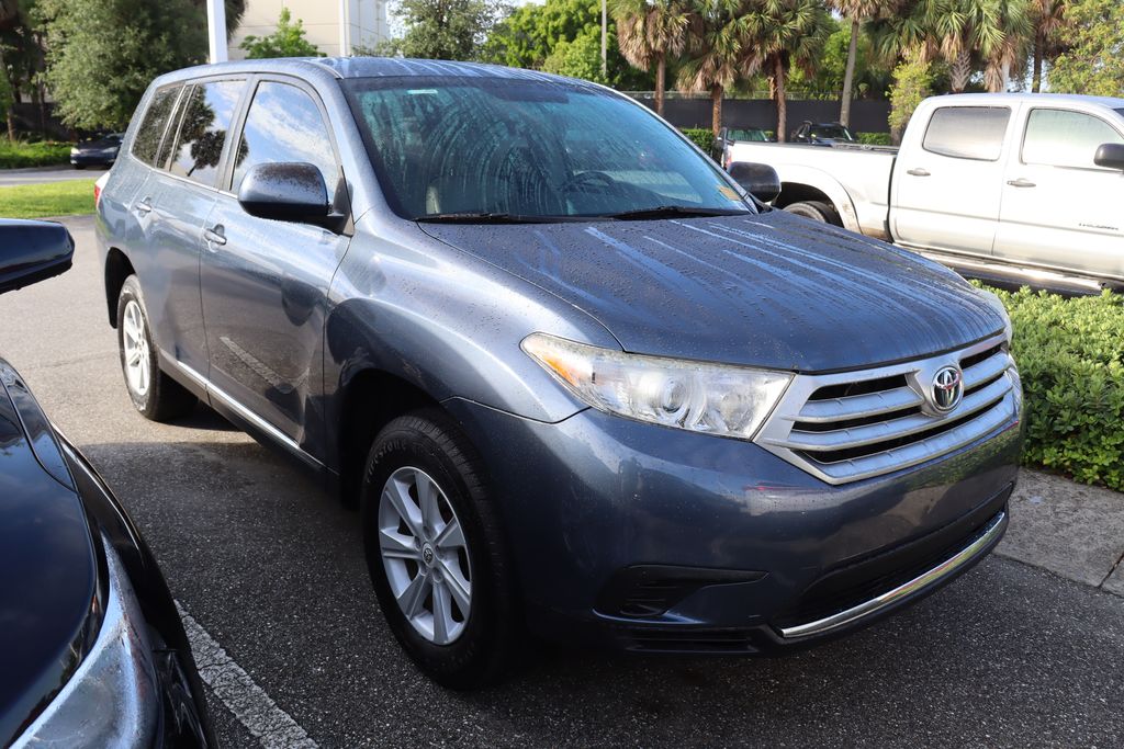 2013 Toyota Highlander  5