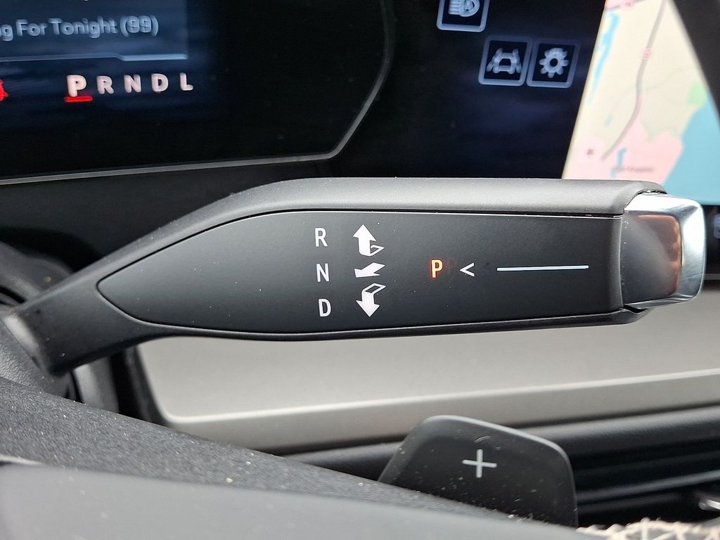 used 2025 Chevrolet Traverse car, priced at $39,629