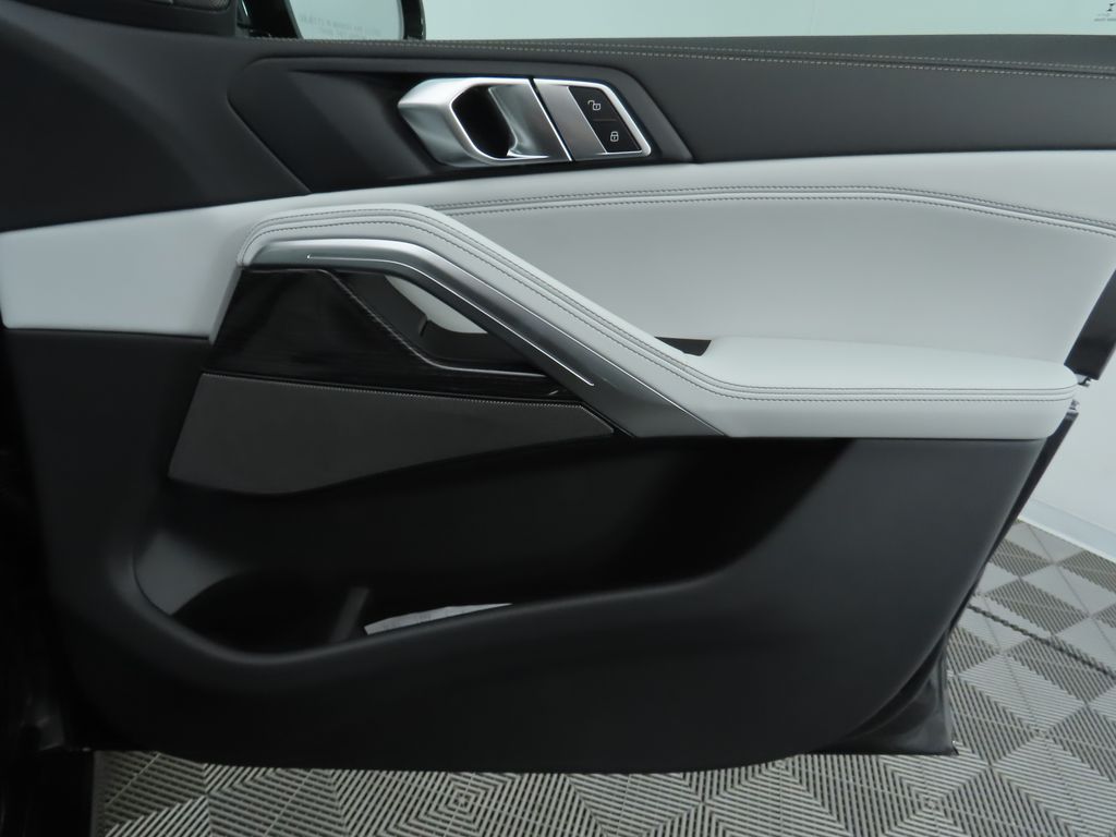 Thumbnail: 2026 BMW X6 - 26