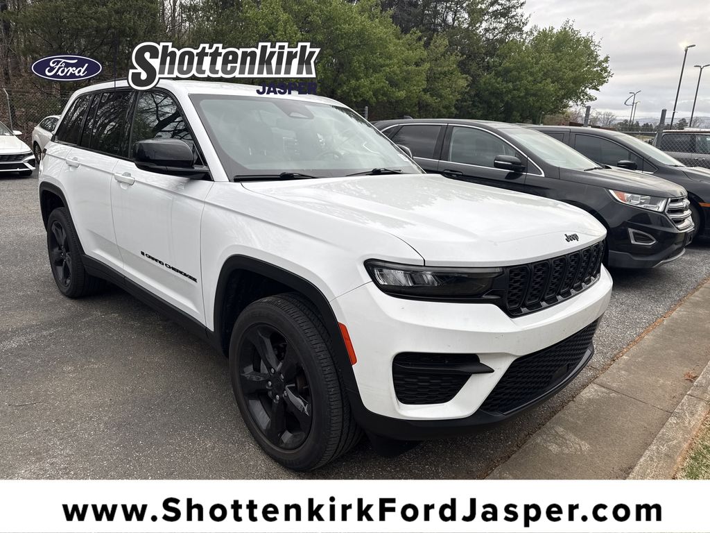 F8b8b470-d9b9-492e-a261-ff3ebc463817