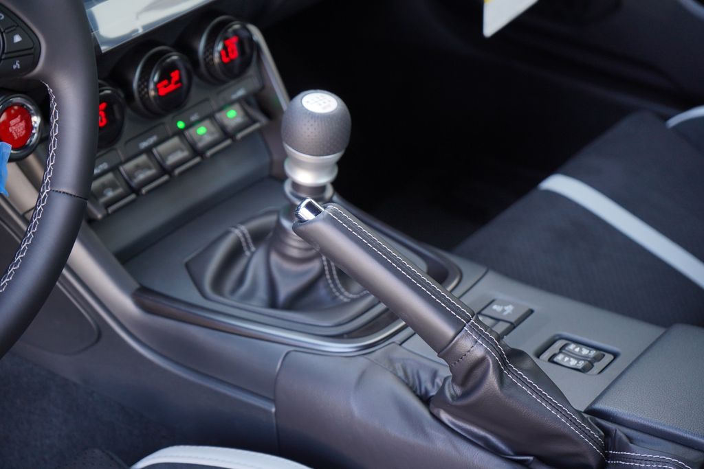 2025 Subaru BRZ  10