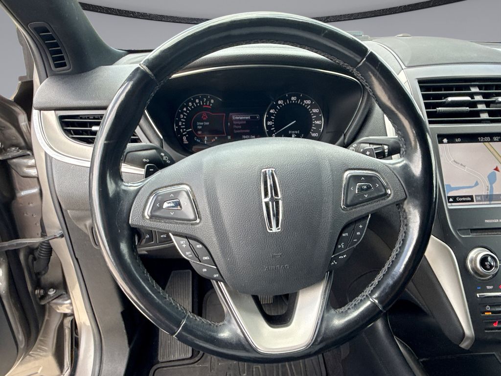 Thumbnail: 2017 Lincoln MKC - 21