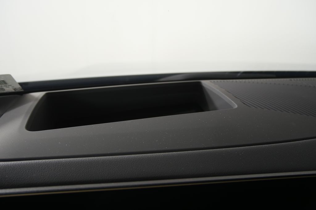 Thumbnail: 2025 BMW 5 Series - 20